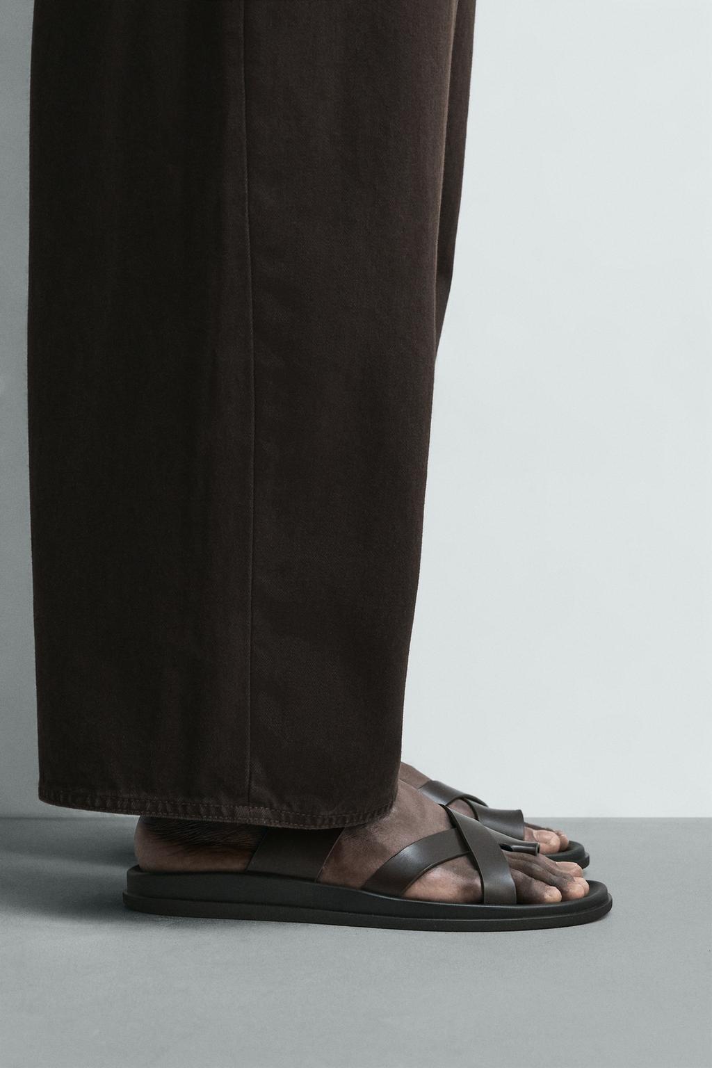 САНДАЛИИ С РЕМЕШКАМИ