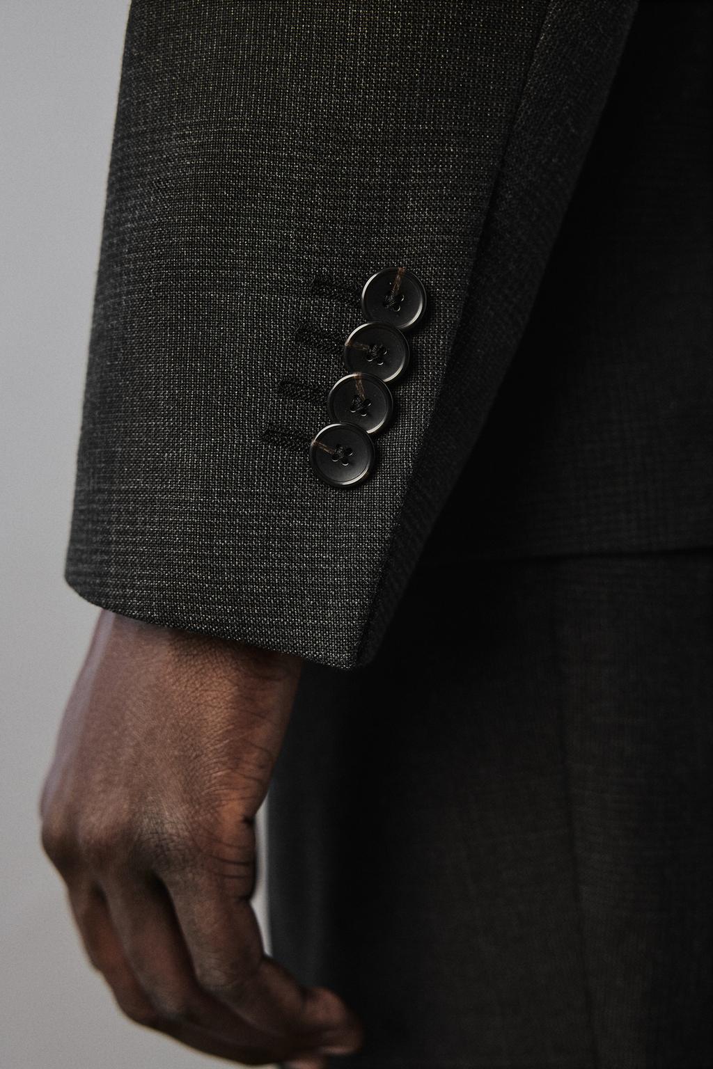 КОСТЮМНЫЙ БЛЕЙЗЕР В КЛЕТКУ ИЗ РЕЛЬЕФНОЙ ТКАНИ