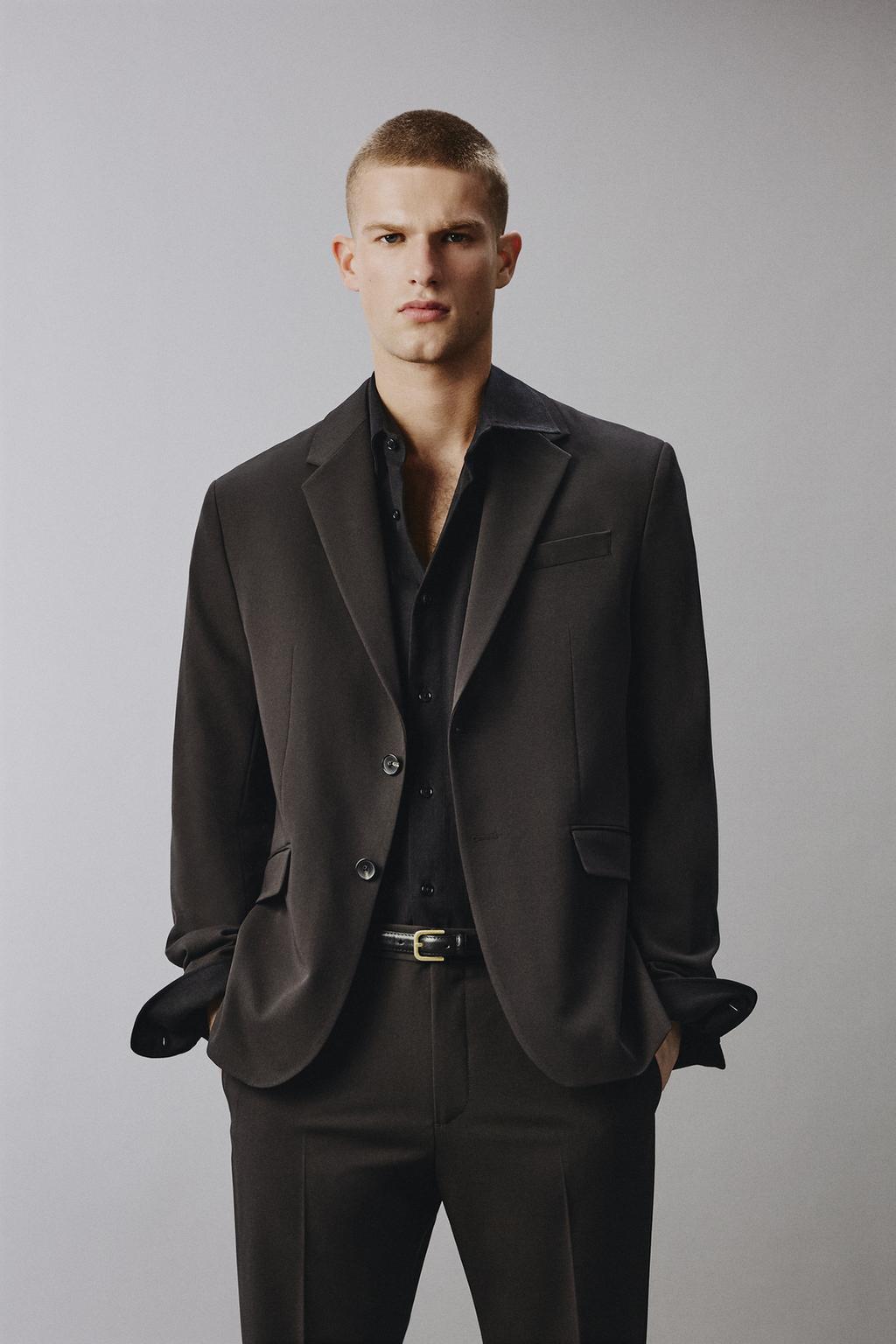 КОСТЮМНЫЙ ПИДЖАК КОМФОРТНОЙ ПОСАДКИ