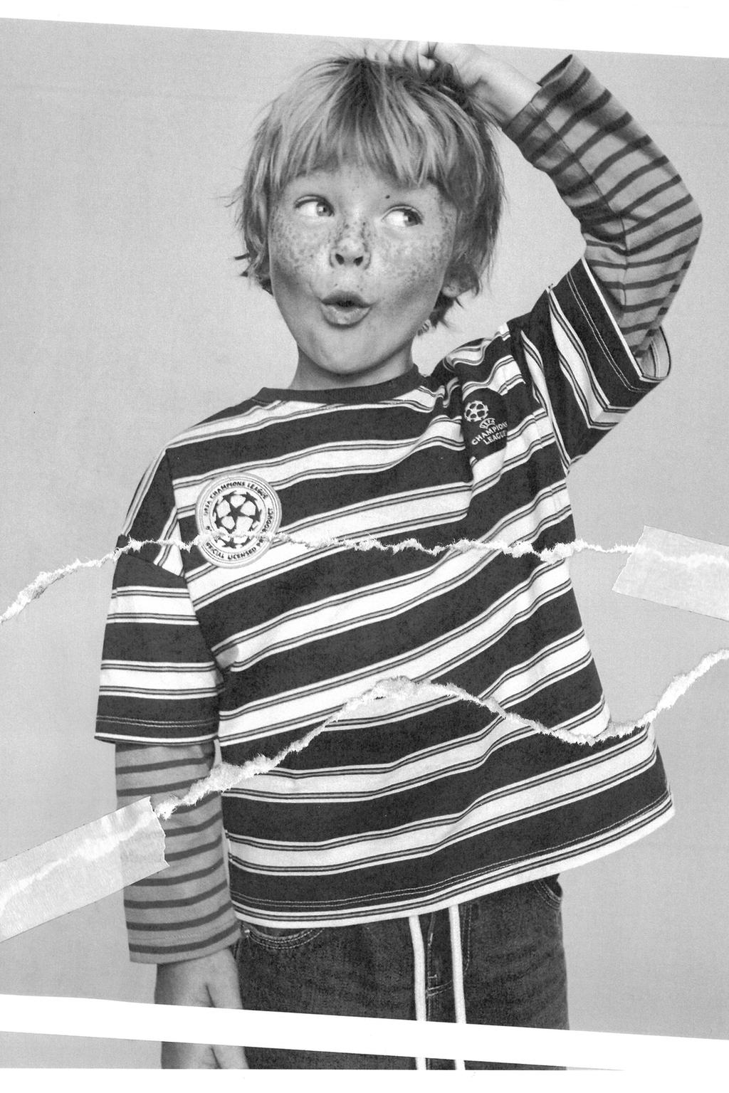 ФУТБОЛКА В ПОЛОСКУ UEFA CHAMPIONS LEAGUE ®