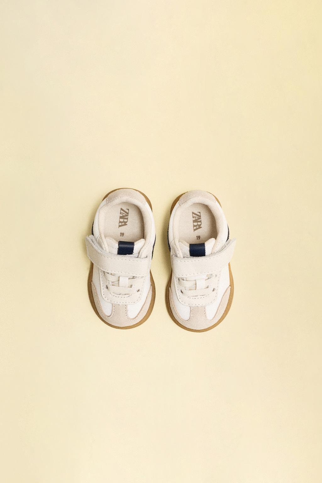 Кроссовки с контрастными деталями