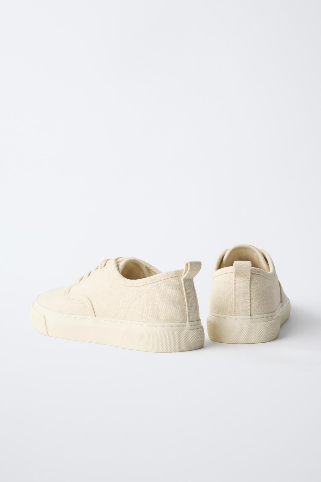 КЕДЫ СО ШНУРКАМИ