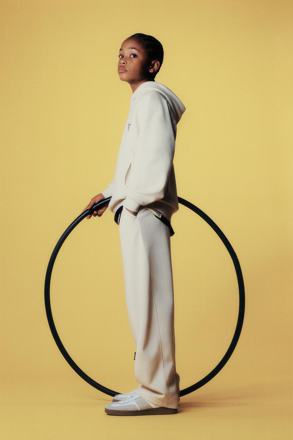 КОМПЛЕКТ ИЗ ТОЛСТОВКИ И ДЖОГГЕРОВ ИЗ ТКАНИ ИНТЕРЛОК