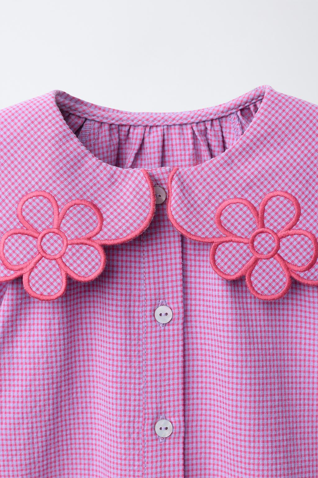 ПЛАТЬЕ В КЛЕТКУ ВИШИ С ЦВЕТОЧНЫМ ВОРОТНИКОМ