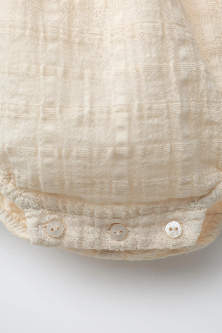 Комбинезон с текстурой