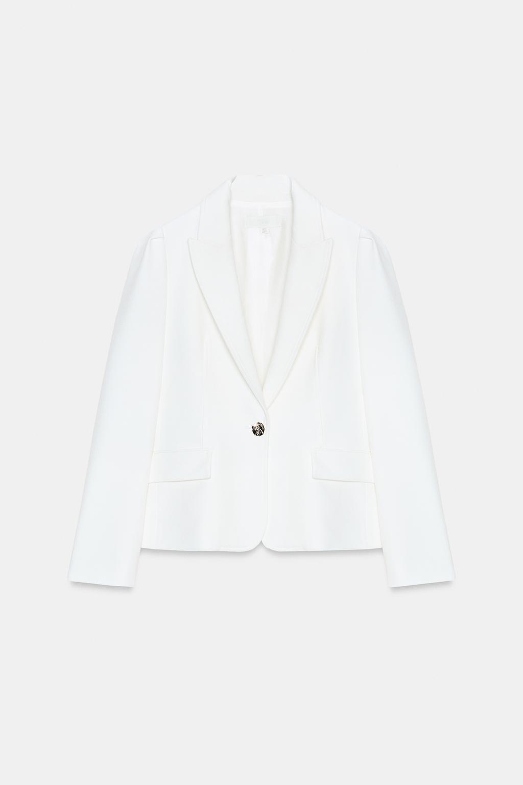 ПРИТАЛЕННЫЙ БЛЕЙЗЕР С ВЫРАЖЕННЫМИ ПЛЕЧАМИ