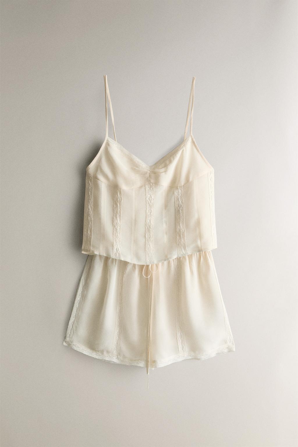 Шорты из хлопка с кружевными вставками