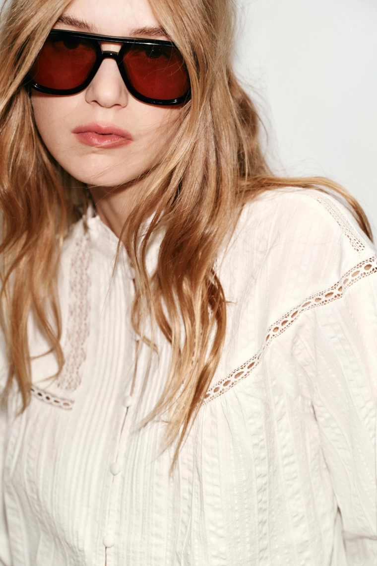 Рубашка с кружевом и драпировкой