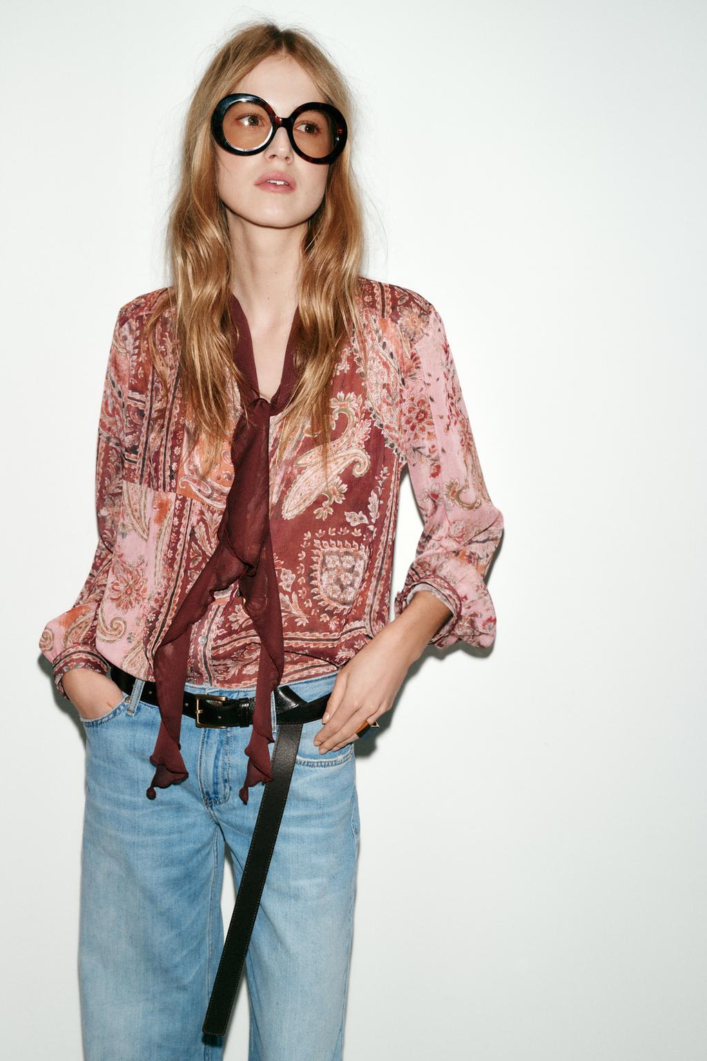 БЛУЗА С ПРИНТОМ И БАНТОМ