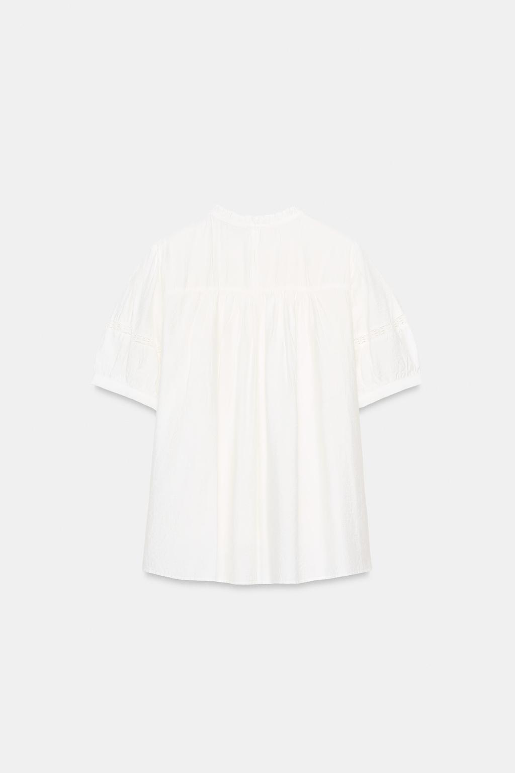 БЛУЗА В РОМАНТИЧЕСКОМ СТИЛЕ С РУКАВАМИ-БУФАМИ