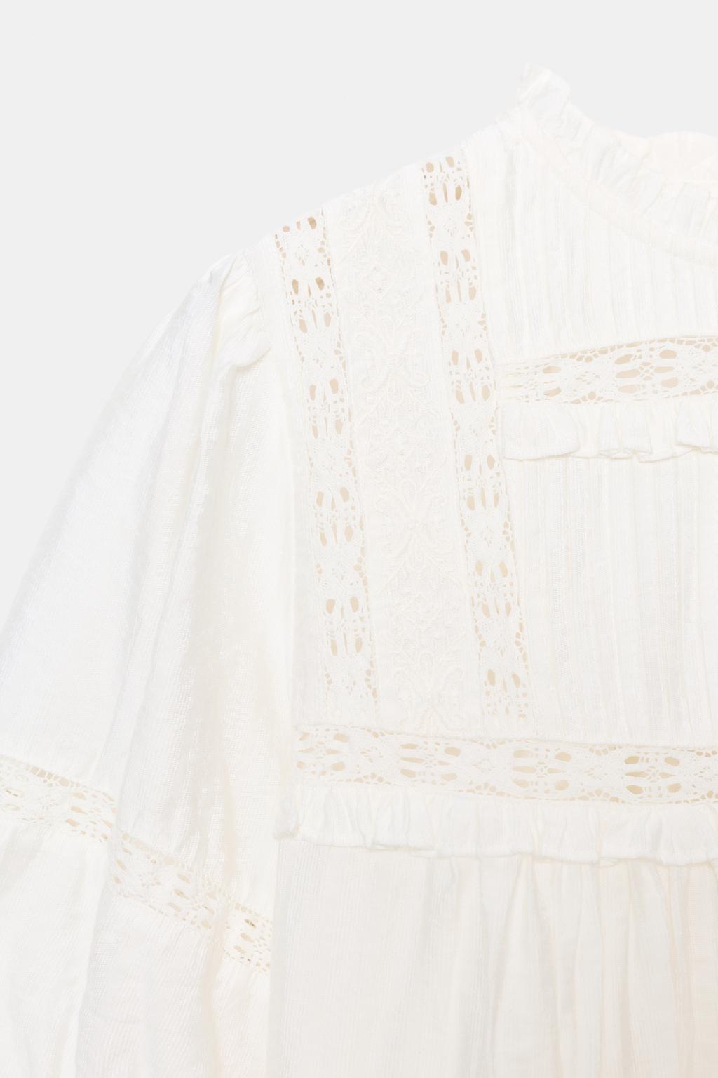 БЛУЗА В РОМАНТИЧЕСКОМ СТИЛЕ С РУКАВАМИ-БУФАМИ