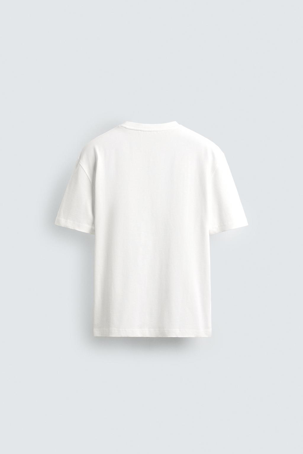 ФУТБОЛКА С КОНТРАСТНЫМ ПРИНТОМ