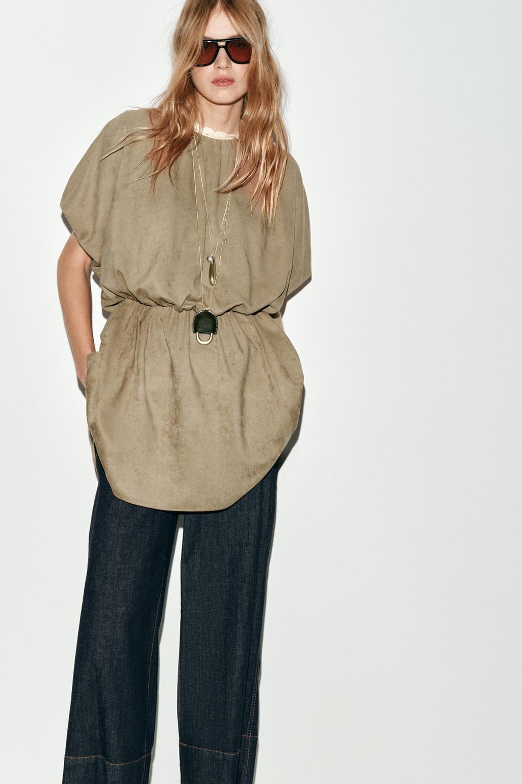 КОРОТКОЕ ПЛАТЬЕ ИЗ ИСКУССТВЕННОЙ ЗАМШИ