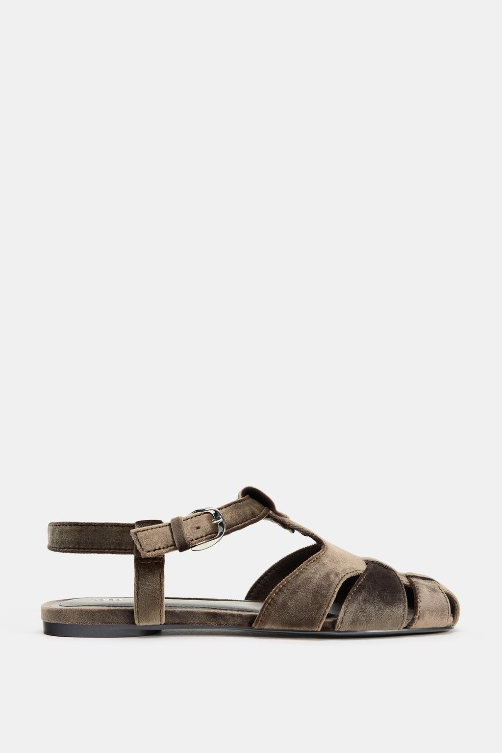 БАРХАТИСТЫЕ САНДАЛИИ С РЕМЕШКАМИ