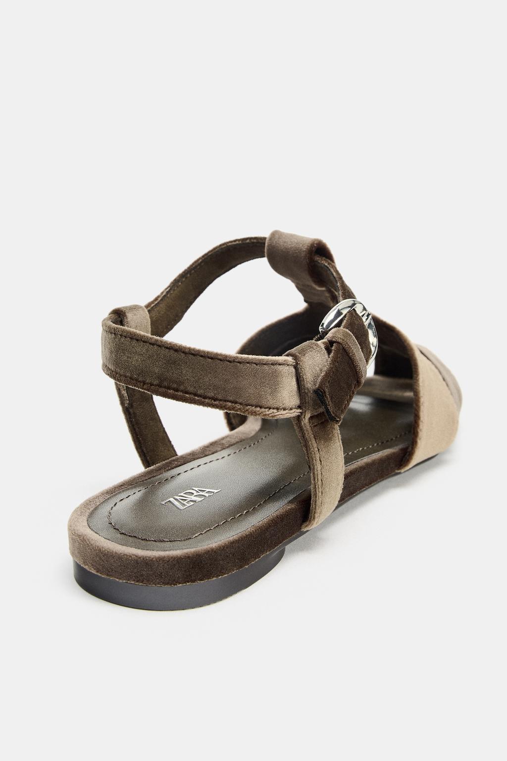 БАРХАТИСТЫЕ САНДАЛИИ С РЕМЕШКАМИ