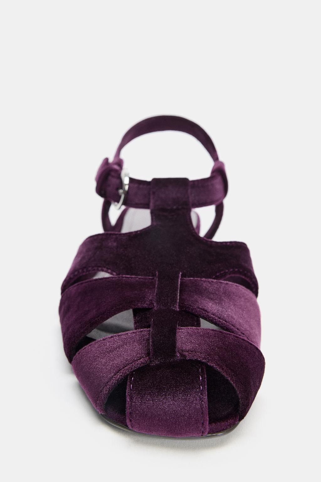 БАРХАТИСТЫЕ САНДАЛИИ С РЕМЕШКАМИ