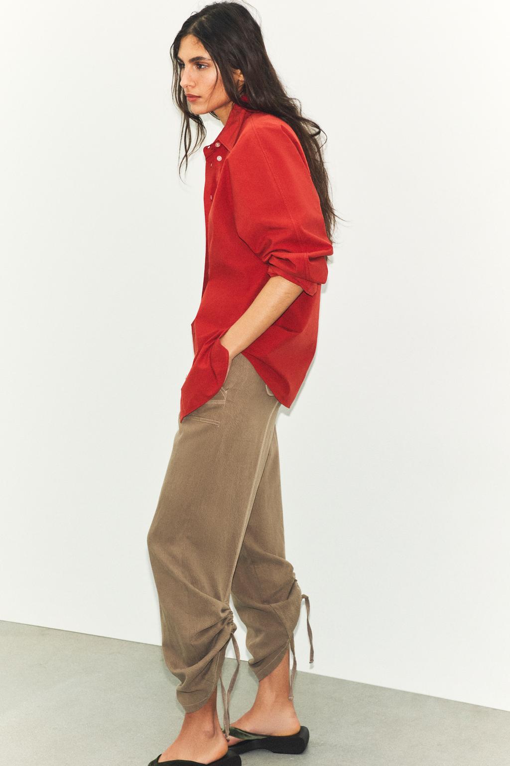 СТРУЯЩИЕСЯ БРЮКИ СО СБОРКАМИ