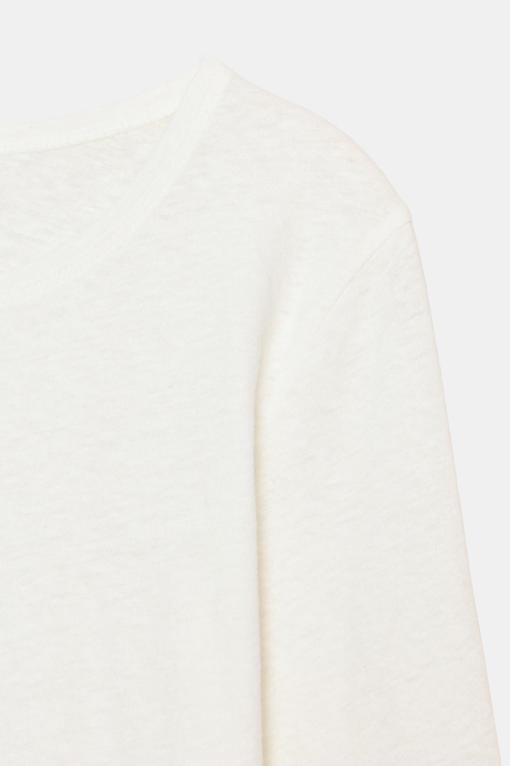 ФУТБОЛКА ИЗ ЛЬНА С ЭФФЕКТОМ ПОТЕРТОСТИ