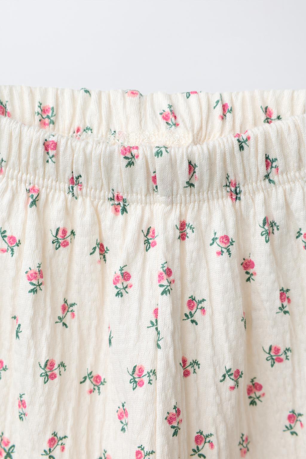 БРЮКИ С ЦВЕТОЧНЫМ ПРИНТОМ И ТЕКСТУРОЙ