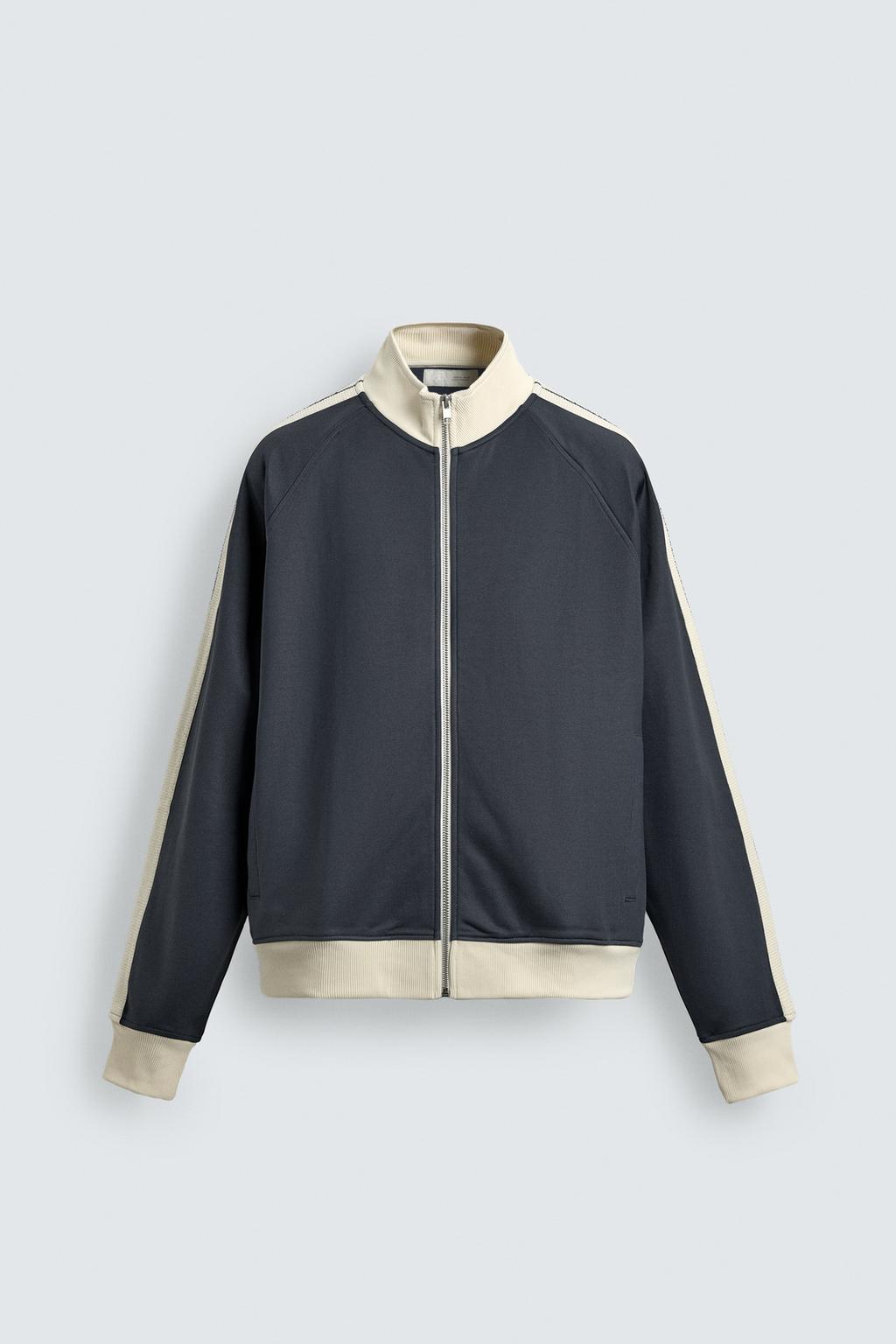 ТОЛСТОВКА НА МОЛНИИ С КОНТРАСТНЫМИ ПОЛОСАМИ