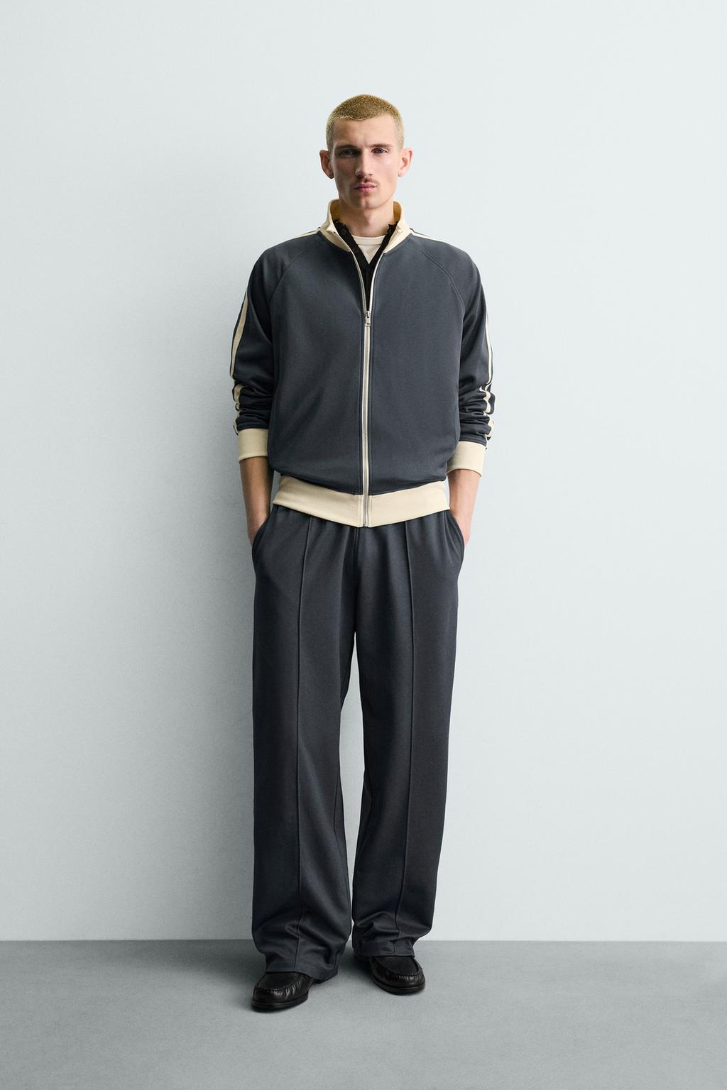 ТОЛСТОВКА НА МОЛНИИ С КОНТРАСТНЫМИ ПОЛОСАМИ