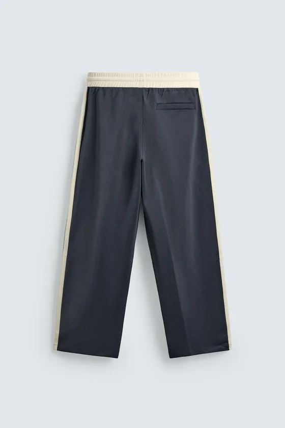 ДЖОГГЕРЫ WIDE FIT С ЛАМПАСАМИ