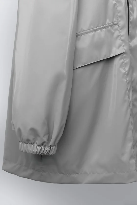 ПРОРЕЗИНЕННАЯ КУРТКА С КАПЮШОНОМ WATER REPELLENT