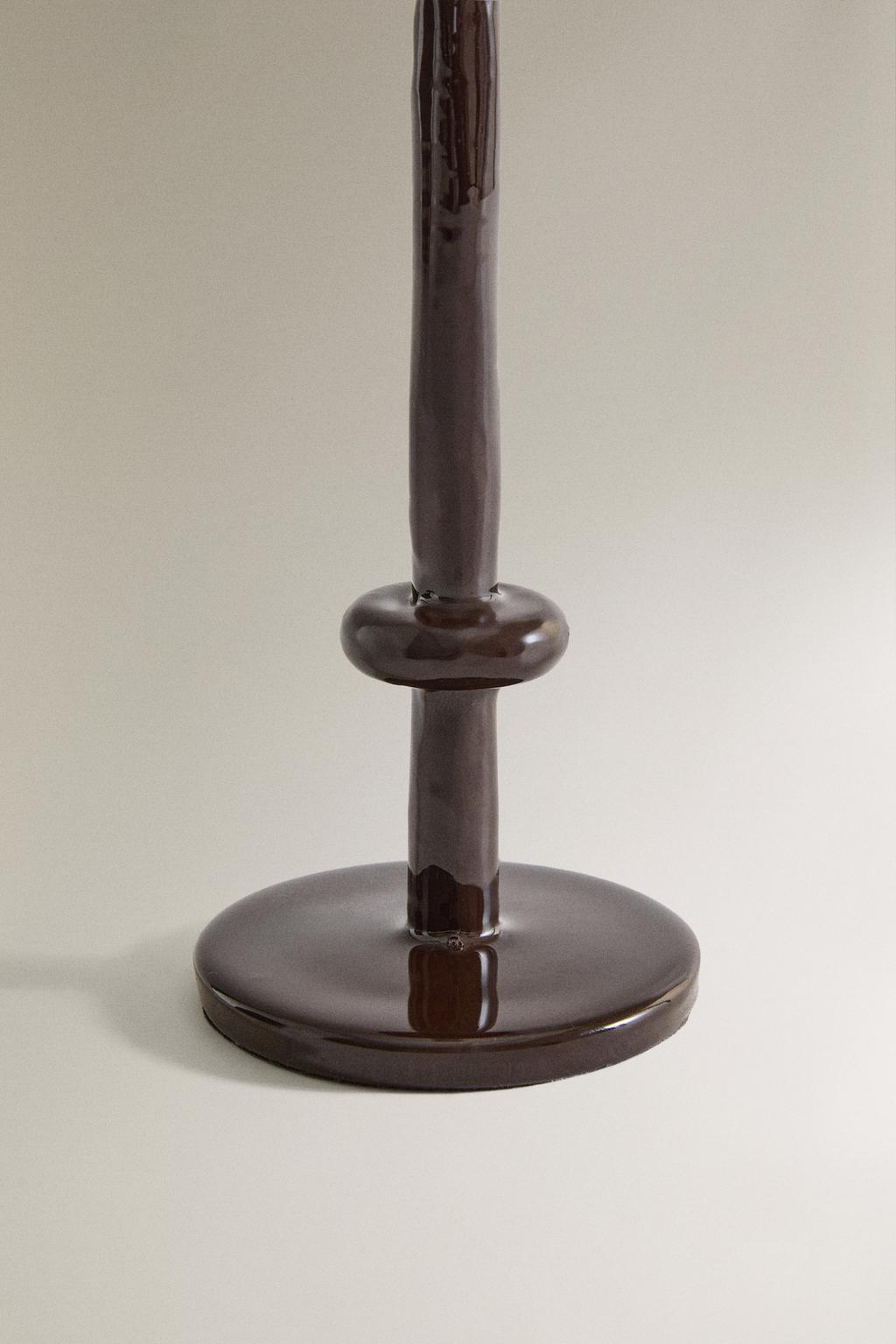 Железный подсвечник