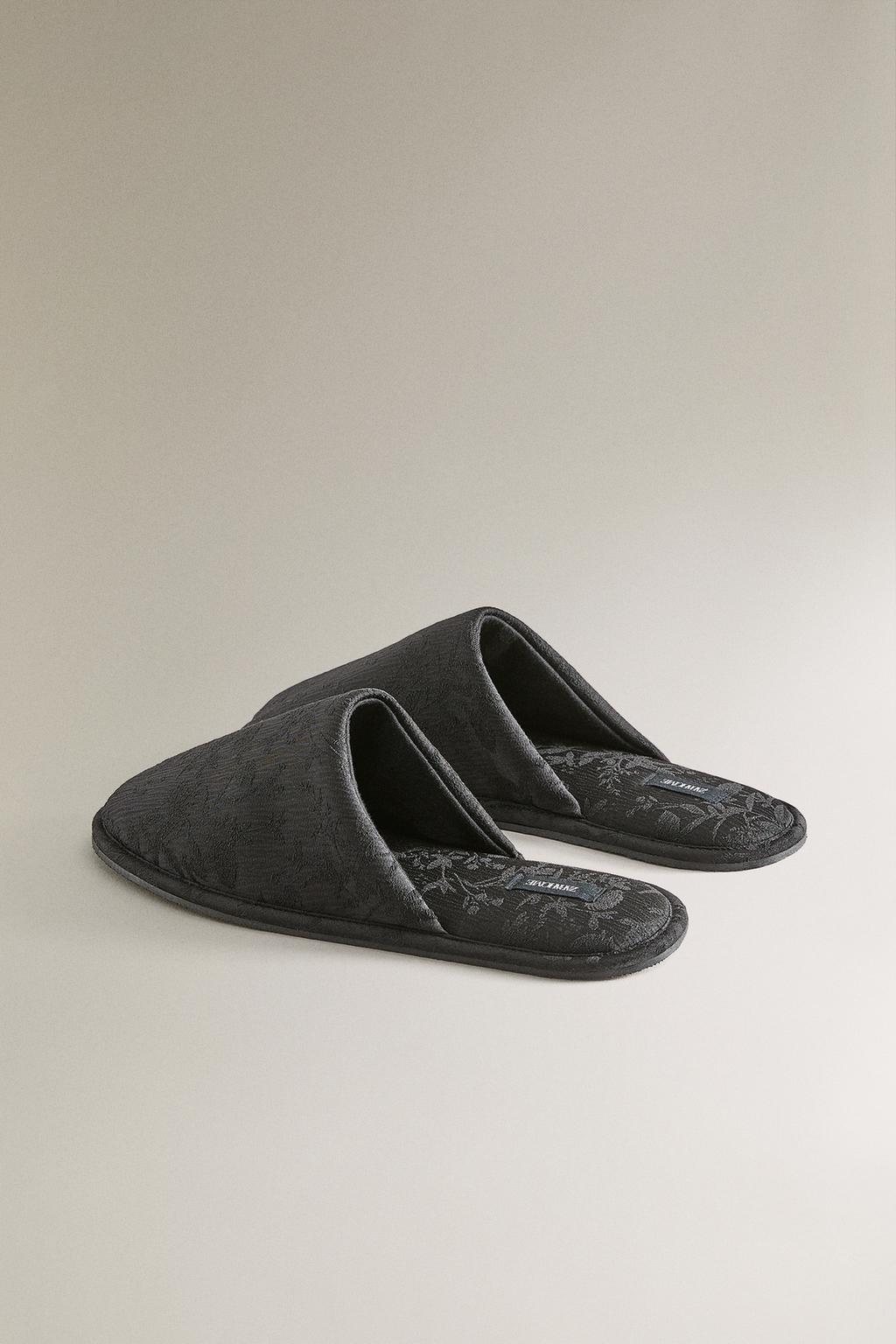 Туфли-мюли с жаккардовым узором