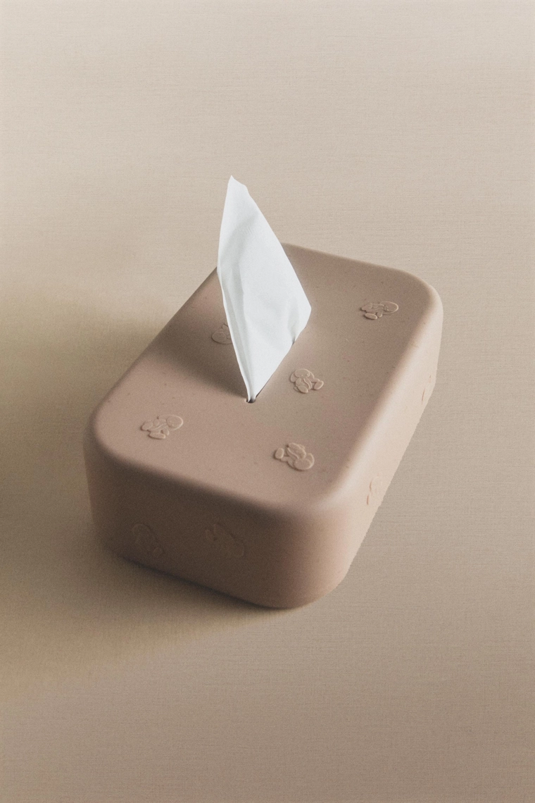 Хранитель влажных салфеток из силикона с кроликом