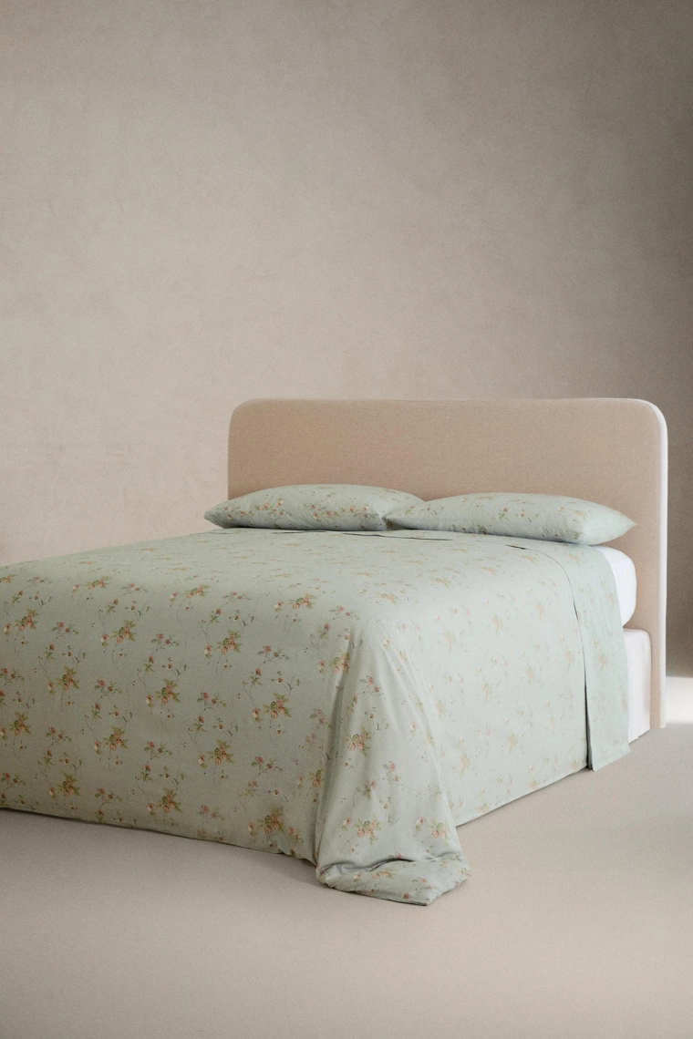 Наволочка из шелка с цветущими ветвями 300 нитей