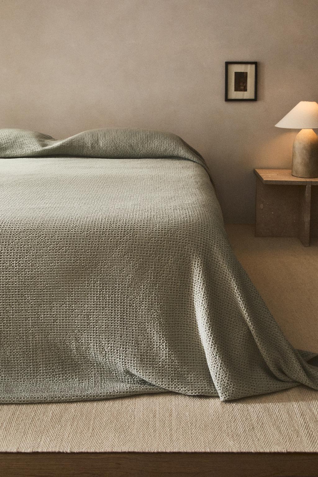 Покрывало из мини-вафельного трикотажа