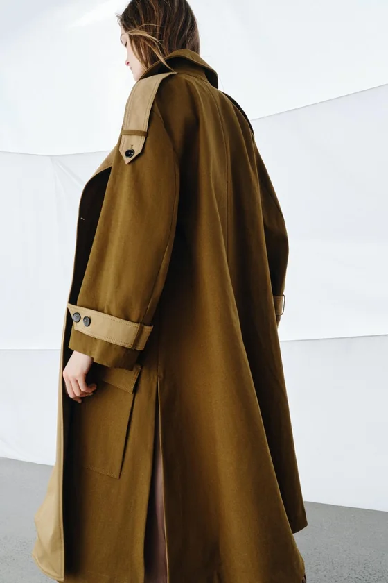 ДЛИННЫЙ КОМБИНИРОВАННЫЙ ТРЕНЧ — коллекция Zara «ZW»