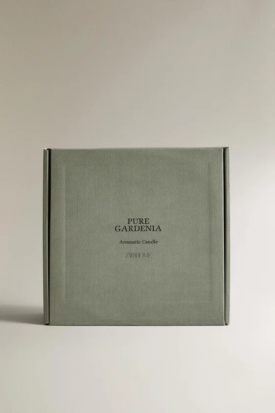 (590 g) pure gardenia ароматическая свеча