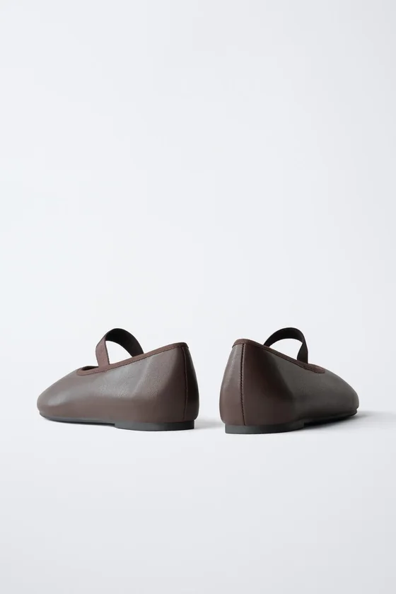 БАЛЕТКИ С ЭЛАСТИЧНЫМ РЕМЕШКОМ