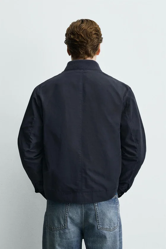 КУРТКА-РУБАШКА ИЗ ВЫСОКОТЕХНОЛОГИЧНОЙ WATER-REPELLENT ТКАНИ