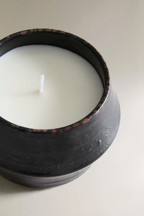 (170 г) ароматизированная свеча amber vanilla