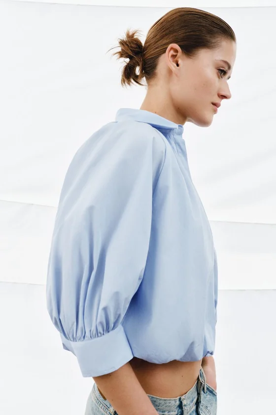 РУБАШКА С ОБЪЕМНЫМИ РУКАВАМИ коллекция Zara «ZW»