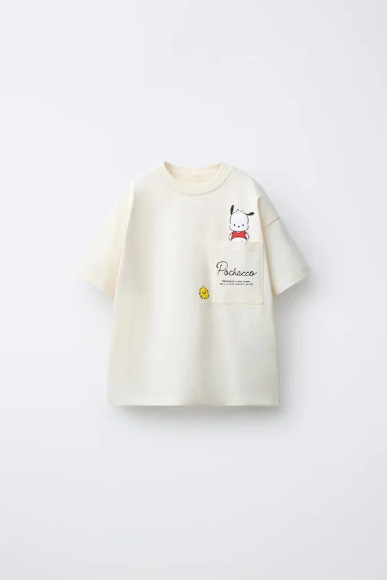 ФУТБОЛКА С КАРМАНОМ POCHACCO © SANRIO