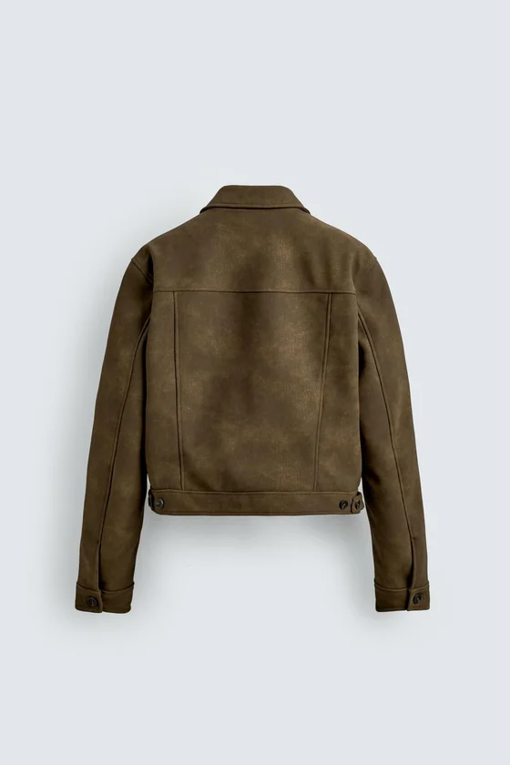 УКОРОЧЕННАЯ КУРТКА ИЗ ИСКУССТВЕННОЙ КОЖИ