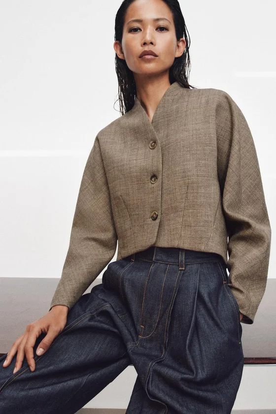 КОРОТКАЯ КУРТКА ИЗ ШЕРСТИ — коллекция Zara «ZW»
