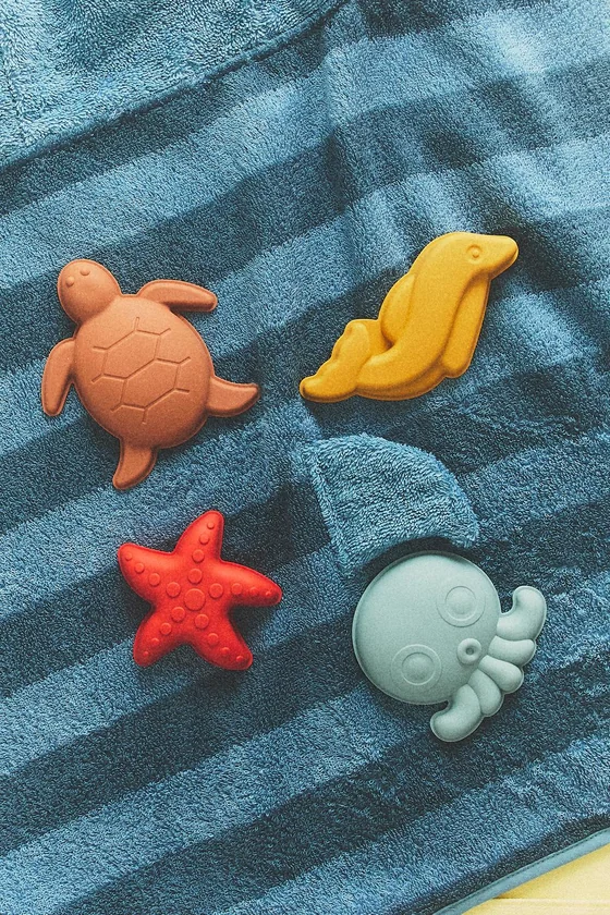 Набор детских силиконовых форм для создания фигур на пляже (набор из 4 штук)