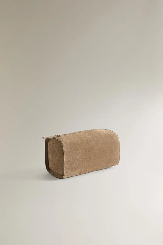 Кожаная косметичка
