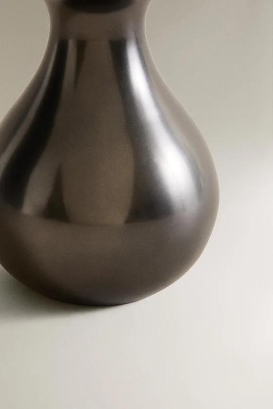 Ваза для цветов petit brass vessel drop i colin king