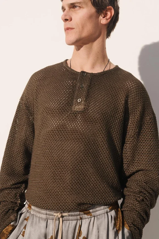 Вязаная футболка с крючком henley