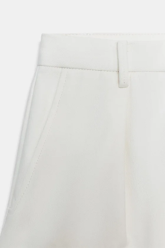 ДЖИНСОВЫЕ ШОРТЫ С ЗАЩИПАМИ — коллекция Zara «ZW»