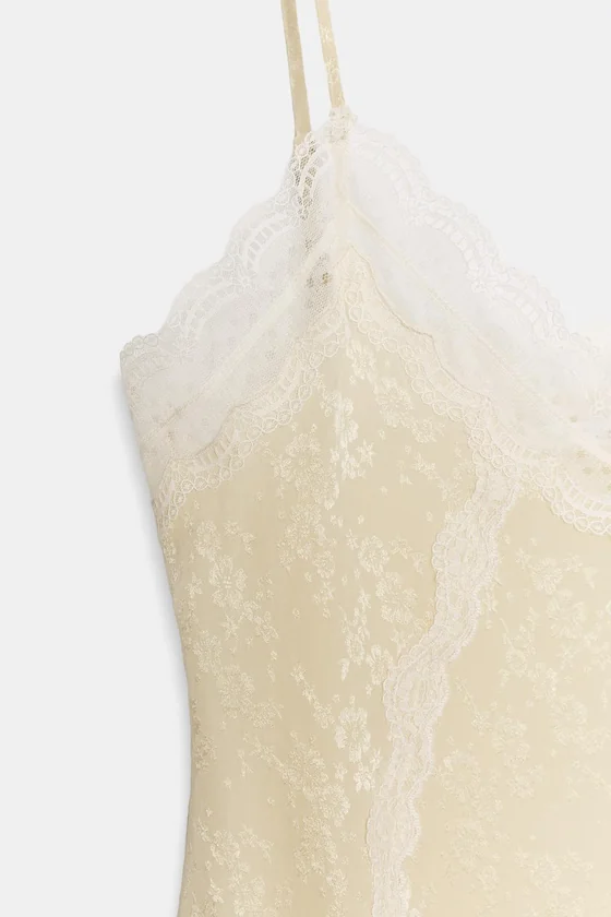 ЖАККАРДОВЫЙ ТОП С КРУЖЕВОМ — коллекция Zara «ZW»