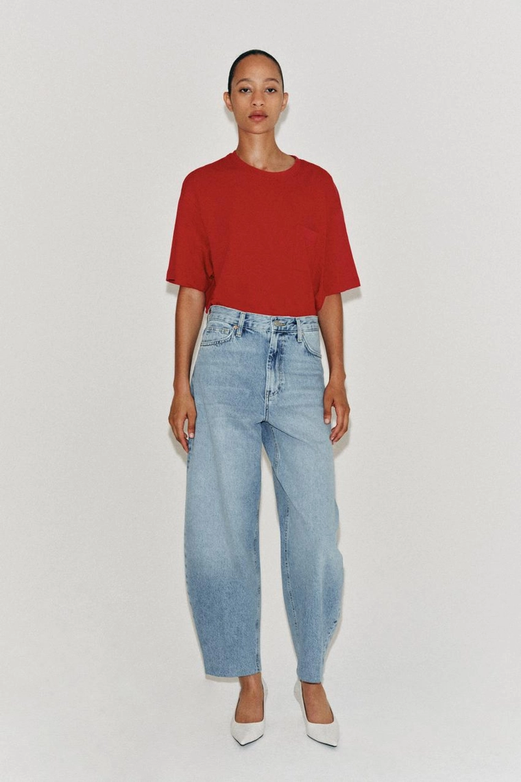 ЗАУЖЕННЫЕ ДЖИНСЫ С ВЫСОКОЙ ПОСАДКОЙ — коллекция Zara «ZW»