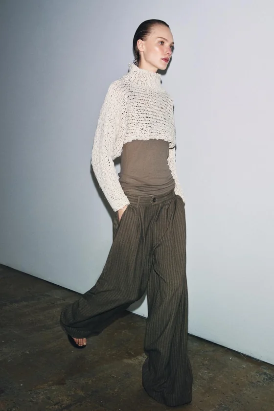ЖАККАРДОВЫЕ БРЮКИ В ПОЛОСКУ — коллекция Zara «ZW»