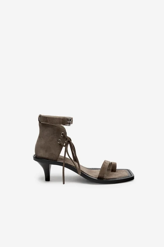 БОСОНОЖКИ НА КАБЛУКЕ ИЗ КОЖИ - THE ITEM ZARA WOMAN